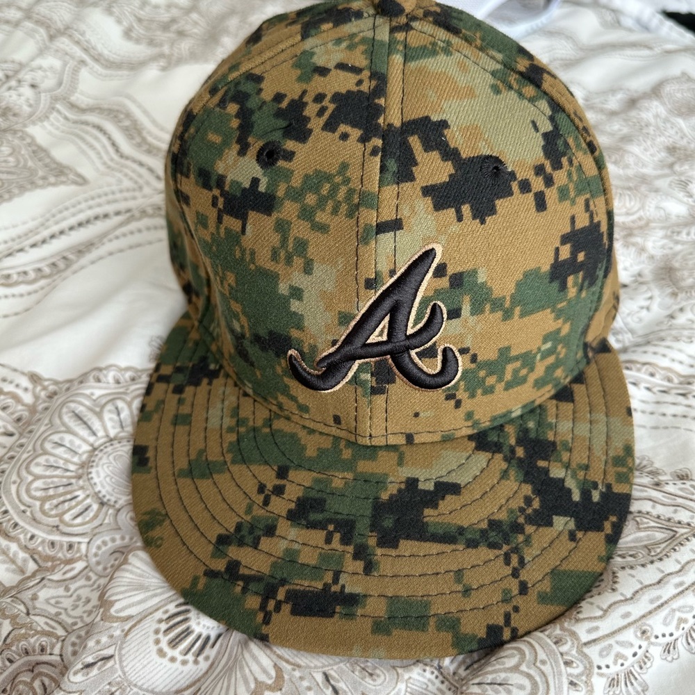 New Era Atlanta Braves ball cap size 7 1/2